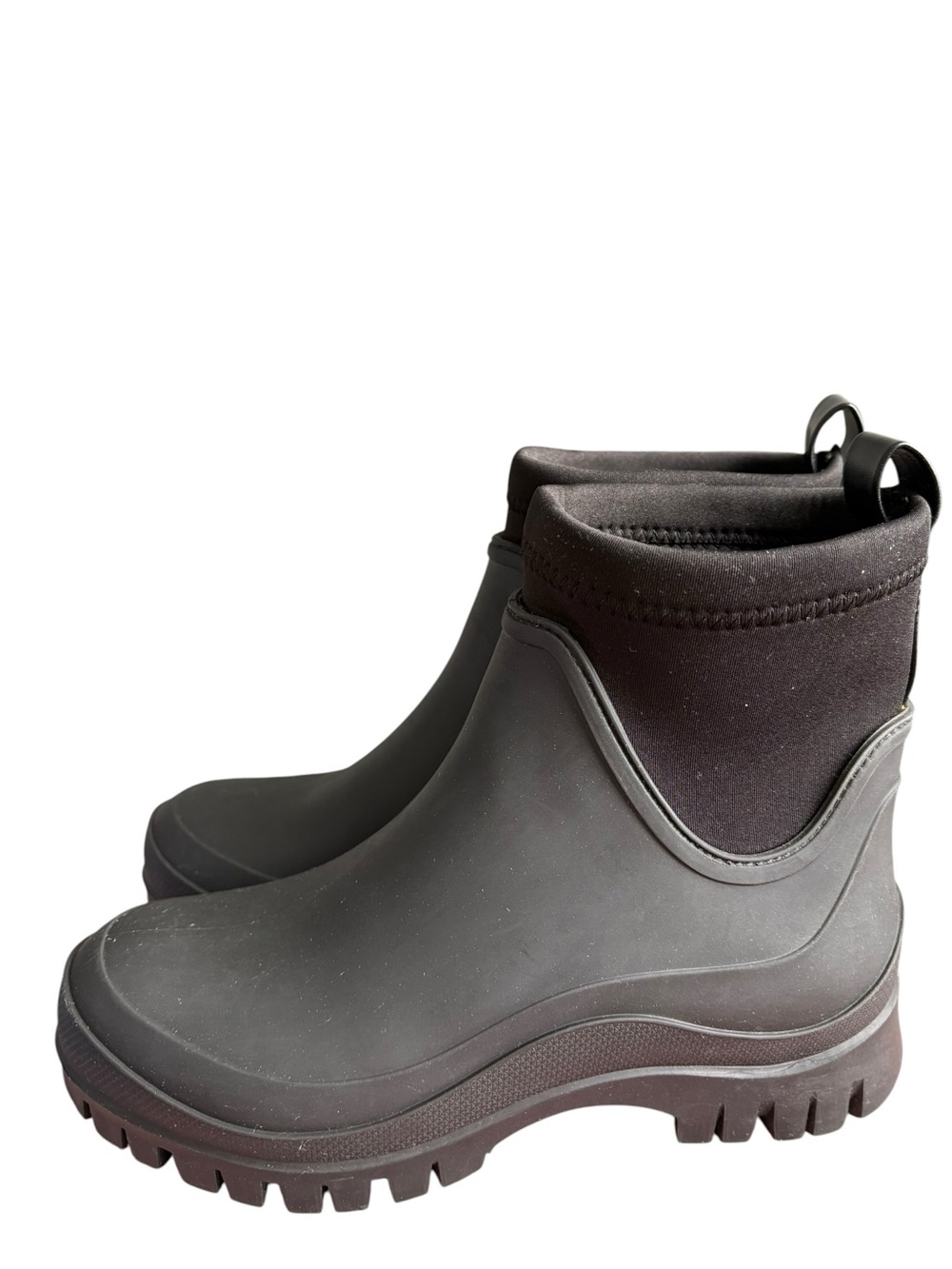 Sam Edelman Louise
Waterproof Boot black size 7.